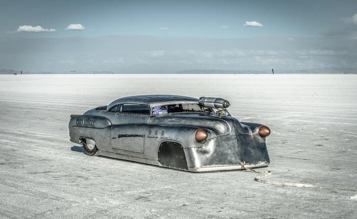 Siêu xe nắm giữ 6 kỷ lục thế giới như bước ra từ phim Mad Max đang được rao bán với giá 195.000 USD