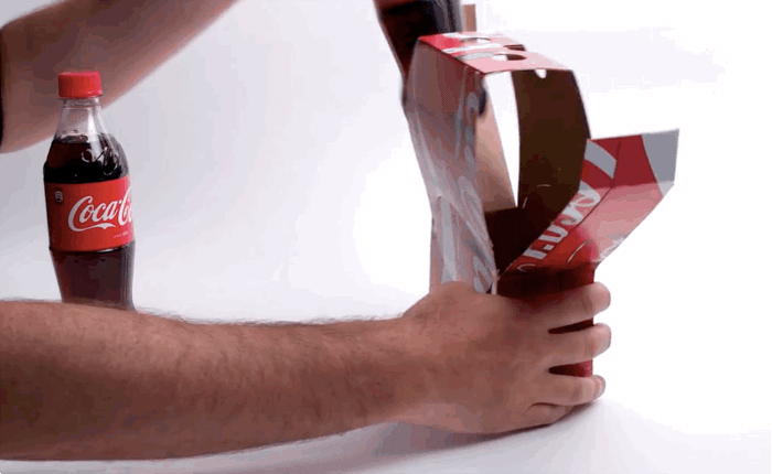 Coca-Cola tự chế kính thực tế ảo cho iPhone từ vỏ hộp Coca
