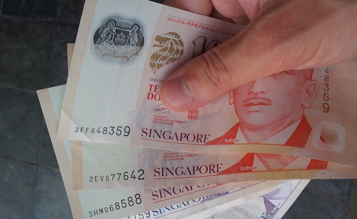 Ở Singapore, CEO không phải là vị trí được trả lương cao nhất