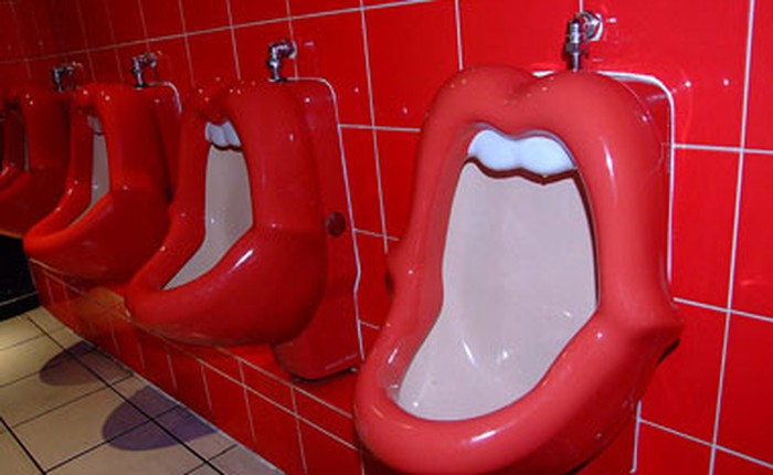 15 nhà vệ sinh quái dị trên thế giới có thể bạn sẽ muốn thử 1 lần trong đời