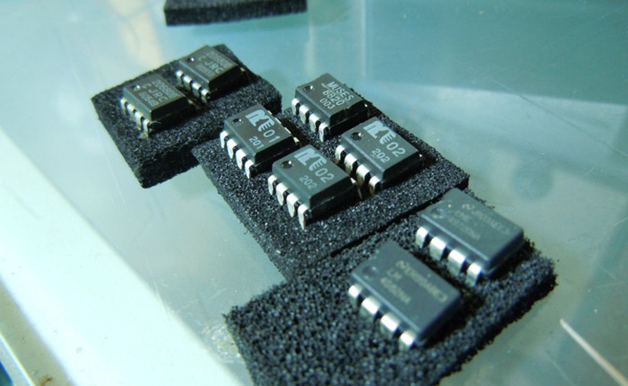 Op-amp: Giải pháp cực hay cho những người không muốn "trói" ampli vào một chất âm duy nhất