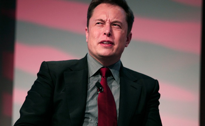 Elon Musk "nổi điên" sau khi biết thông tin vụ việc nhân viên tự ý giảm giá xe Tesla