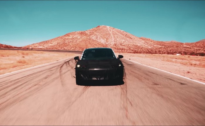 Faraday Future "ngồi cùng mâm" với Bentley Bentayga, Ferrari 488 GTB, và Tesla Model X trong video mới nhất