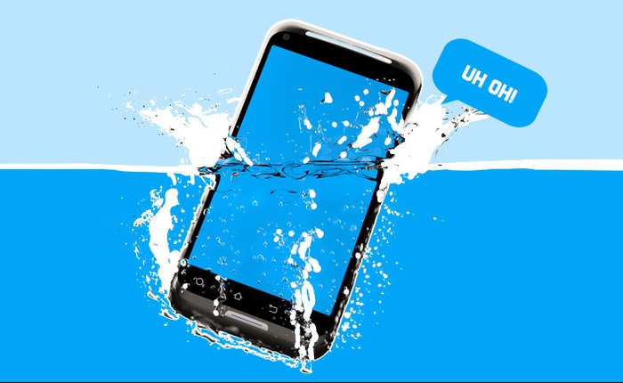 Tại sao thợ biết được smartphone của bạn từng bị rơi xuống nước, kể cả khi bạn muốn giấu điều đó để được bảo hành?
