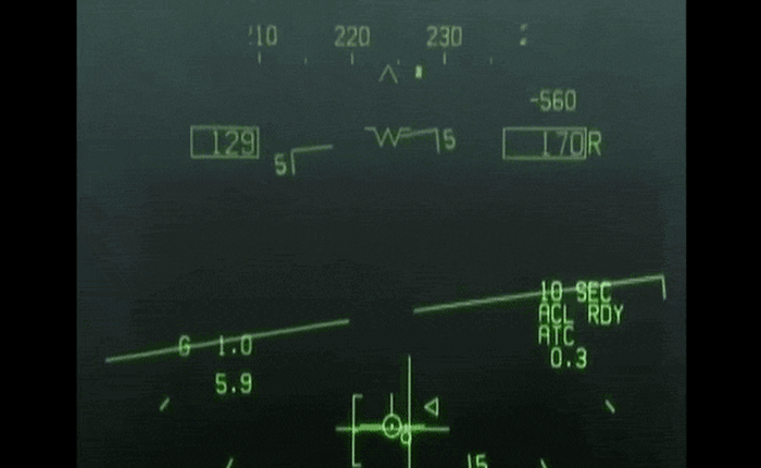 Đây là điều xảy ra khi bạn hạ cánh một máy bay chiến đấu mà chẳng thể thấy được đường băng