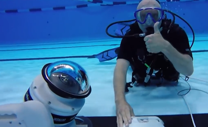 Nhờ chú robot này, các nhiếp ảnh gia đã có được những bức hình dưới nước hoàn hảo trong kỳ Olympic