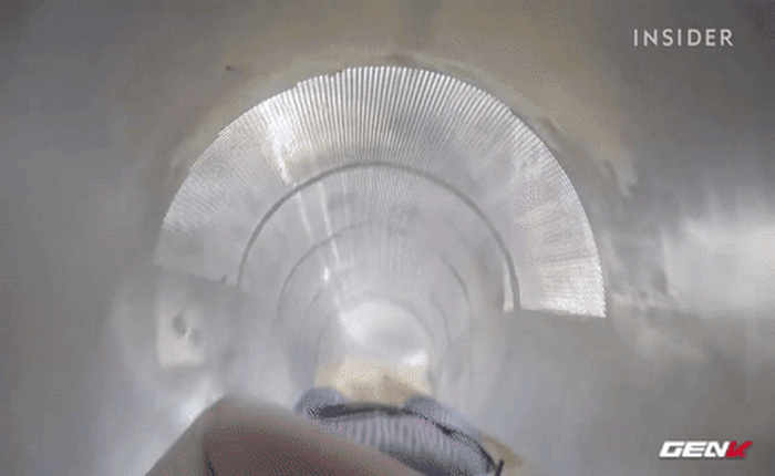 [Video] Quên thang máy ở trung tâm thương mại đi, 1 lần thử ống trượt này là ghiền