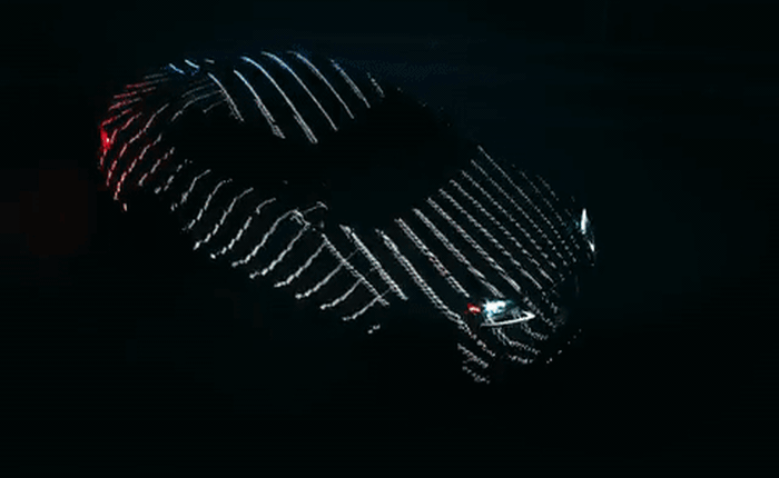 Đã là Lexus rồi lại thêm quả 42.000 bóng đèn LED bao phủ thế này thì chỉ có mê mẩn