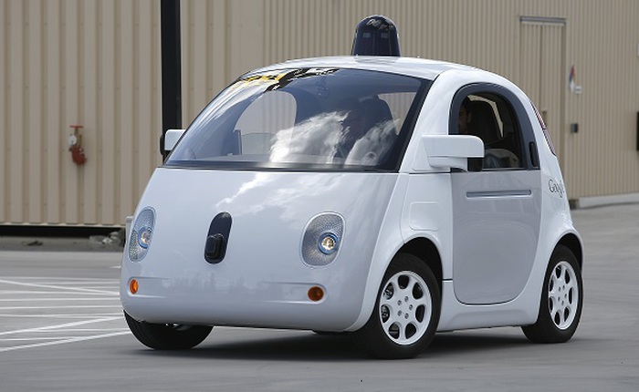 Xe tự lái của Google sẽ không cần dừng lại để nạp điện