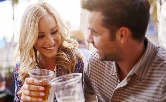 Uống mỗi ngày 1 lon bia có thể giảm nguy cơ tim mạch và đột quỵ