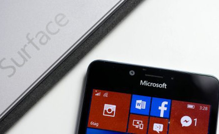 Smartphone Surface của Microsoft sẽ có cảm biến vân tay tích hợp trên màn hình
