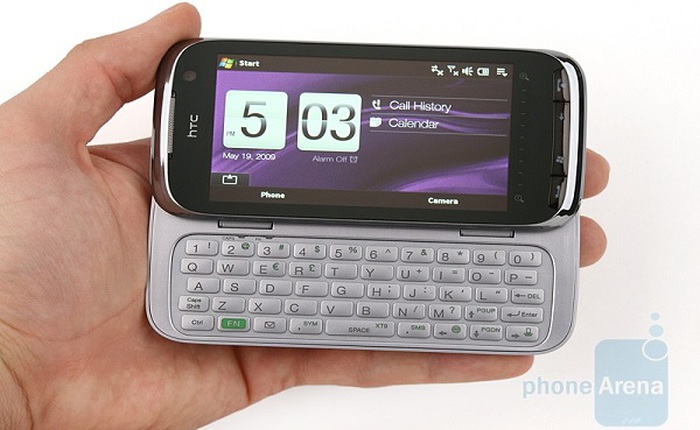 Nếu còn nhớ 2 siêu phẩm này của HTC, bạn sẽ thấy smartphone phát triển quá nhanh