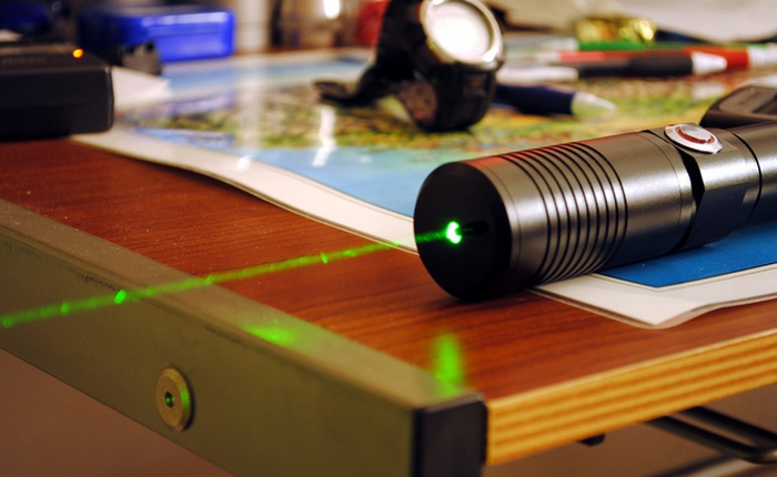 Mọi thiết bị laser đều không phải đồ chơi, chúng nguy hiểm hơn bạn nghĩ