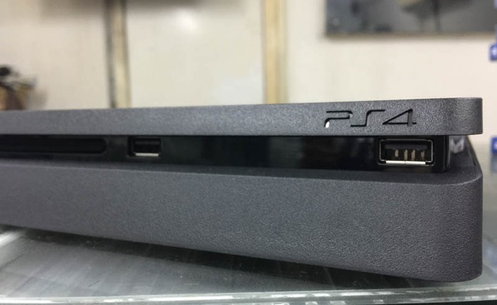 "Siêu mẫu" PlayStation 4 Slim đã có mặt tại Hà Nội, giá ngang bản cũ