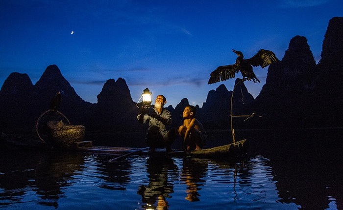 Bộ ảnh tuyệt đẹp về nghệ thuật đánh bắt cá bằng chim