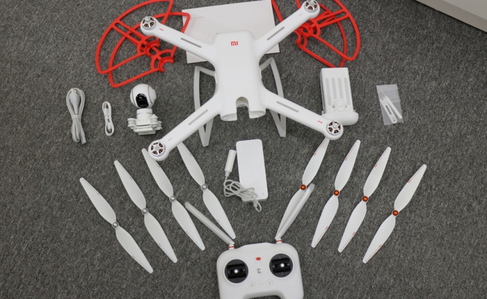 Mở hộp máy bay Xiaomi Mi Drone siêu rẻ đã về tới Việt Nam