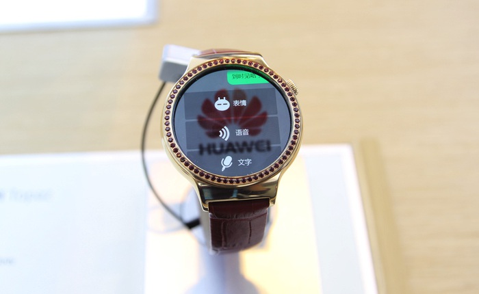 Cận cảnh đồng hồ thông minh đính đá quý của Huawei, giá từ 350 USD