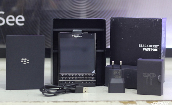 Vừa về Việt Nam, BlackBerry Passport tiếp tục hạ nhiệt, giá chỉ còn 4.8 triệu đồng