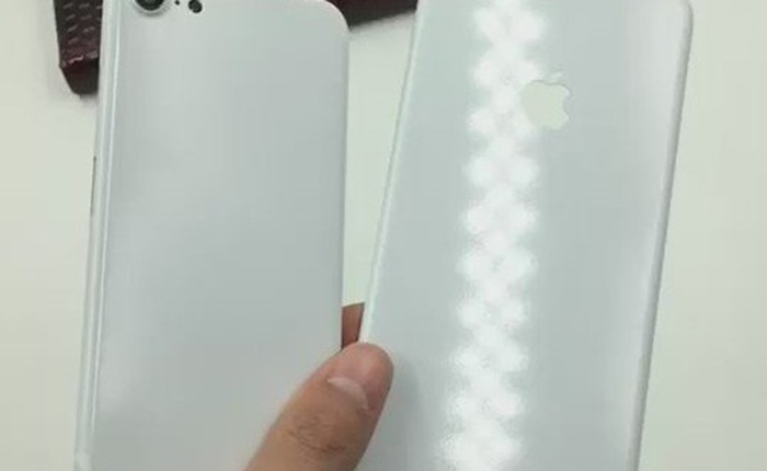 iPhone 7/7 Plus Jet White xuất hiện lung linh trong đoạn video ngắn