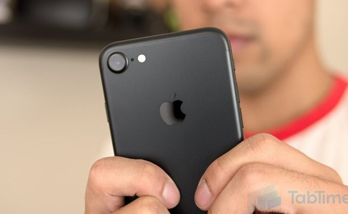 iPhone 7 xếp gần bét bảng trong 15 mẫu iPhone từng ra mắt