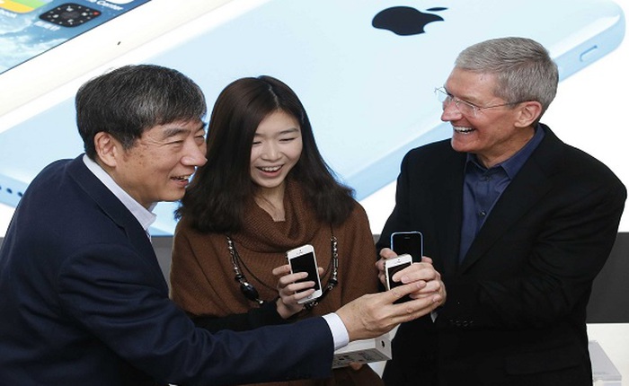 Lượng iPhone bán ra ở Trung Quốc gấp đôi máy Samsung và đó chính là điều khiến Apple lo lắng