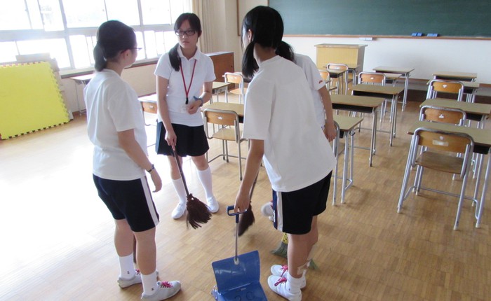 Rất ít trường học ở Nhật Bản có lao công, đây là lý do