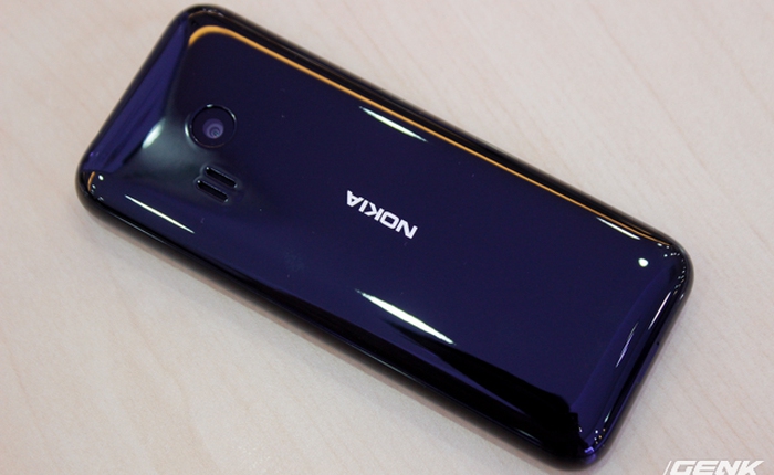 Trên tay Nokia 222 phiên bản đen bóng thời thượng, 2 SIM 2 sóng, giá chưa đến 1 triệu đồng