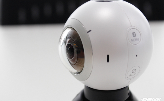 Mở hộp "mắt thần" Gear 360: chiếc máy ảnh chụp 360 độ nhỏ gọn như bóng tennis