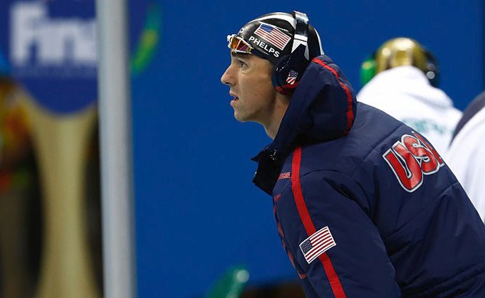 Tại sao Michael Phelps và các VĐV Olympic 2016 phải che logo khi sử dụng tai nghe của Beats?