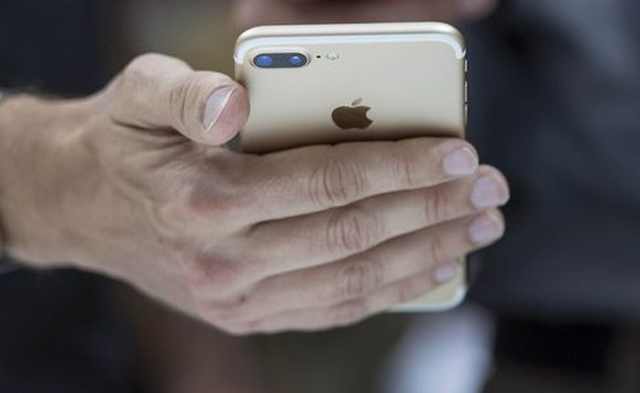 iPhone 7 ra mắt, các đối tác của Apple “méo mặt”