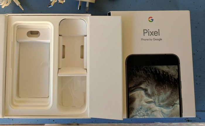 Khách hàng may mắn đầu tiên trên thế giới đã nhận được Google Pixel, thử nghiệm luôn khả năng quay video ấn tượng