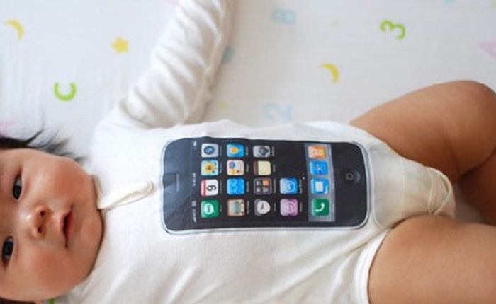 Thanh niên Trung Quốc bán con gái mới 18 ngày tuổi để... mua iPhone