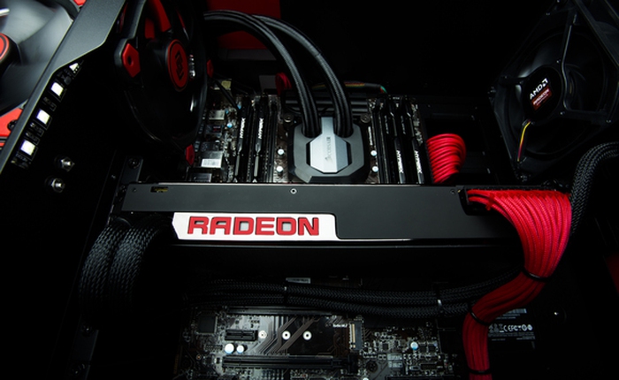 AMD giới thiệu card đồ họa có 2 GPU , giá từ 33 triệu đồng, hướng tới trải nghiệm game thực tế ảo