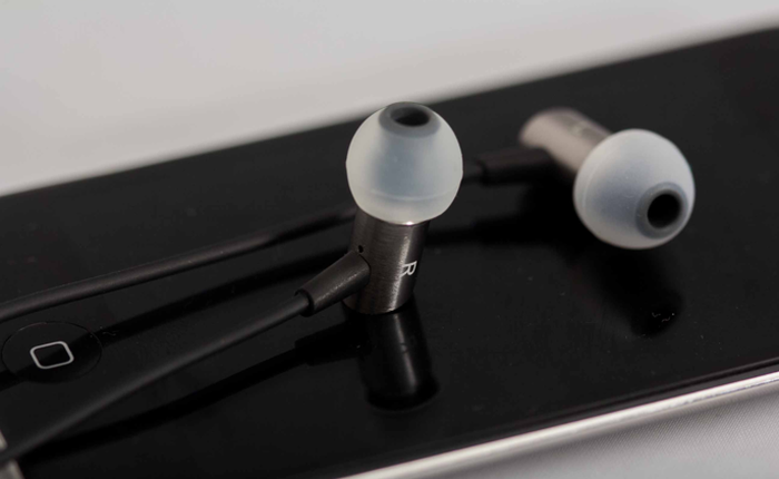 Tai nghe in-ear RHA S500: con đường cũ, nhưng tư duy mới