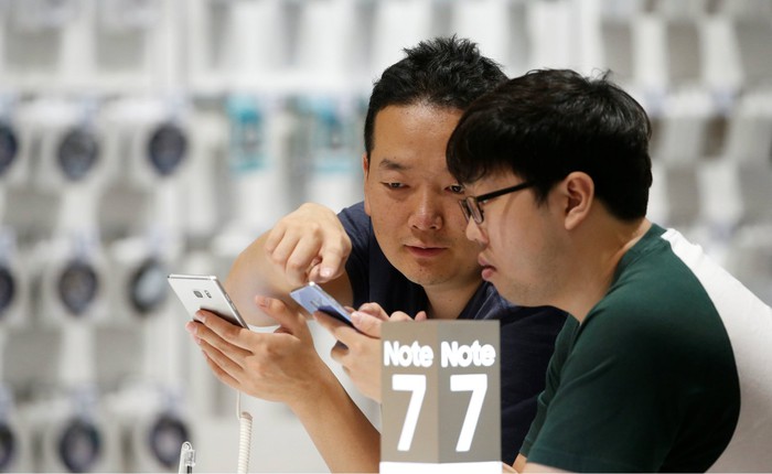 Tại sao cổ phiếu Samsung lại tăng cao kỷ lục ngay cả khi Galaxy Note7 mới vẫn tiếp tục gặp sự cố?