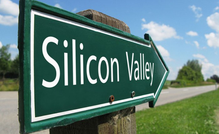 Học sinh trung học ở Silicon Valley không có kỳ nghỉ hè, ngủ ít, hoạt động vất cả hơn cả giám đốc doanh nghiệp