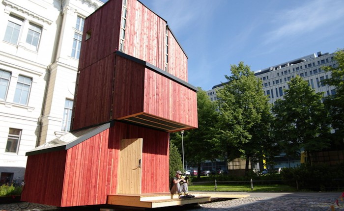 Sinh viên Phần Lan dựng nhà 3 tầng chỉ trong 24 giờ, chi phí 15.000 USD