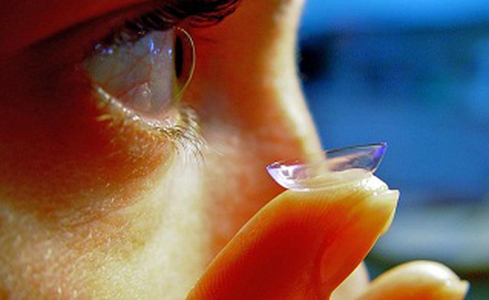Tạm biệt thuốc nhỏ mắt đi, loại kính áp tròng mới này sẽ đưa thuốc thẳng vào mắt bạn