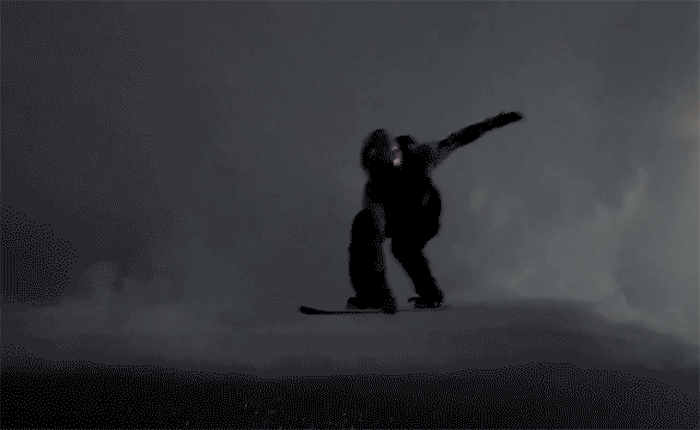 Trượt tuyết thì ai cũng biết, nhưng bạn đã thấy trượt ván trong mây đen giữa trời bão bao giờ chưa?