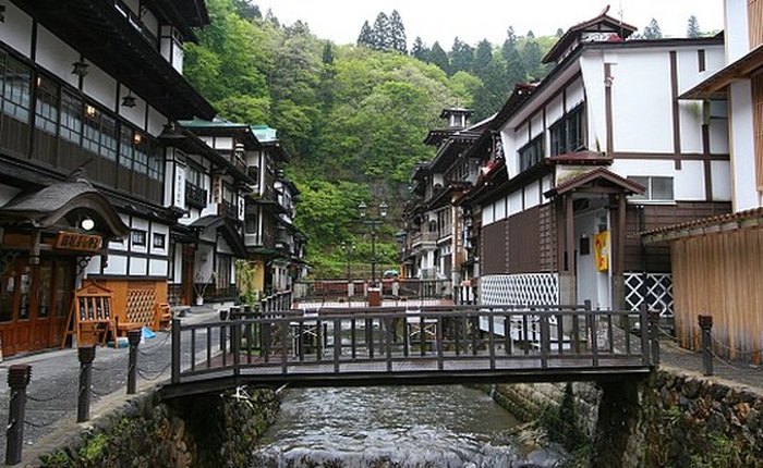 Cách người Nhật biến một thị trấn buồn tẻ, vắng người thành điểm du lịch văn hóa hấp dẫn