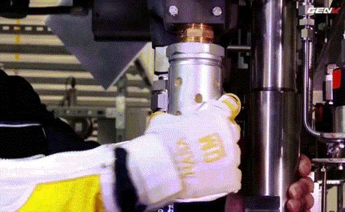 [Video] Găng tay do NASA chế tạo giúp bạn có sức mạnh tựa ngàn cân