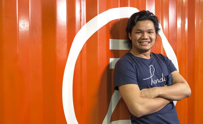 25 tuổi, chàng trai này sở hữu startup tỷ đô đầu tiên của Hong Kong nhờ việc cho khách du lịch 'mượn điện thoại'