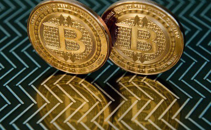 Tiền ảo Bitcoin giao dịch với giá hơn 10.000 USD ở Zimbabwe