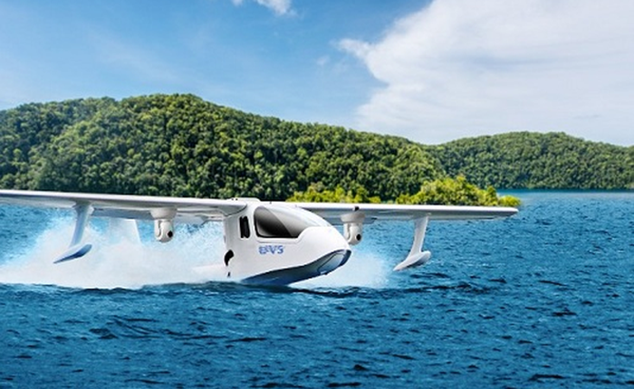 Trung Quốc chế tạo máy bay tự lái cất – hạ cánh trên mặt nước