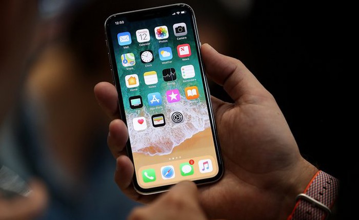 iPhone X có thể lùi ngày lên kệ tới tháng 2/2018