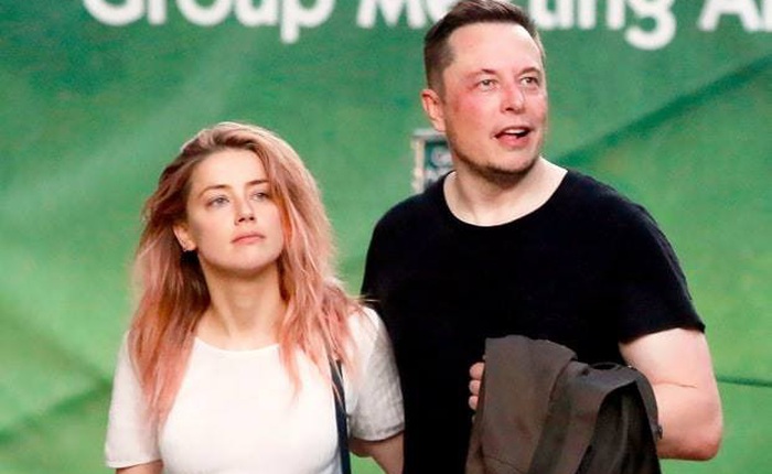 Mỹ nhân Amber Heard từng từ chối hẹn hò cùng Elon Musk cho đến khi được tặng một chiếc xe Tesla