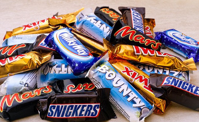 Các thanh sô cô la ở Anh sẽ bị thu nhỏ đi 20%, bởi chính phủ của họ muốn "giảm béo"