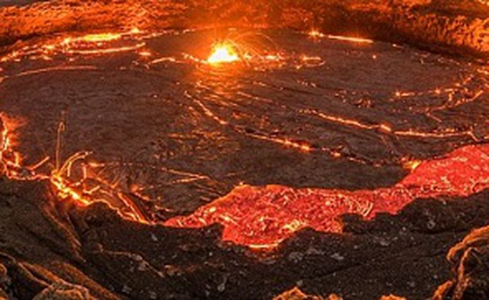 Phát hiện một miệng giếng khổng lồ chứa carbon nóng chảy nằm bên trong vỏ Trái Đất, có diện tích bằng đất nước Mexico