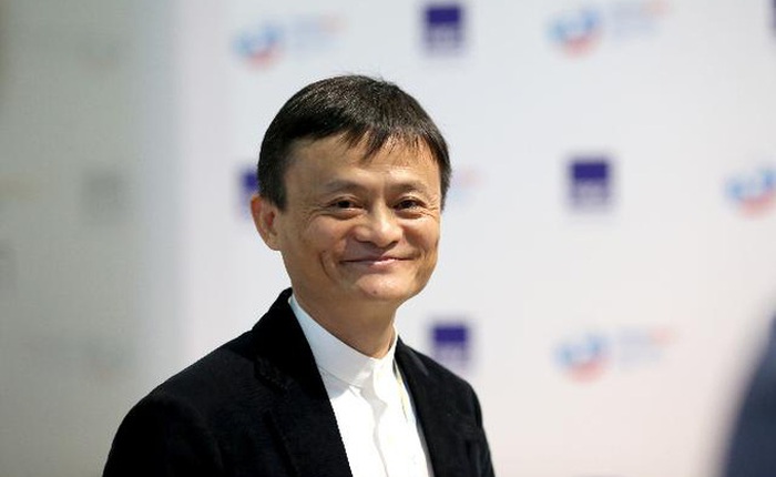 Jack Ma: CEO của năm trên bìa Tạp chí Time 30 năm nữa sẽ là... một chiếc máy tính