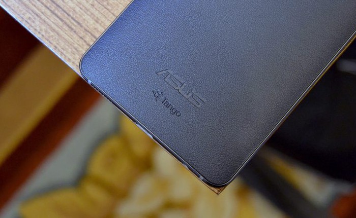 Asus ZenFone AR: Trang bị tới 8GB RAM, hỗ trợ cả Tango AR và Daydream VR!